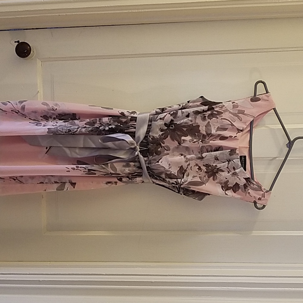 Pink/grey sleeveless dress